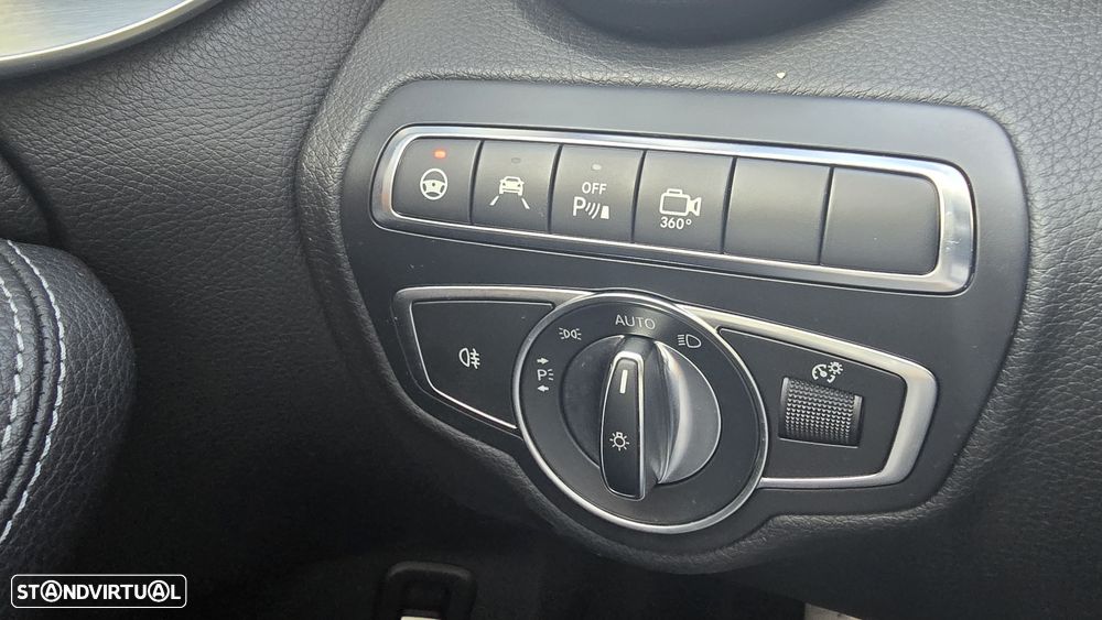 Mercedes-Benz C 300 BlueTEC Hybrid AMG Line - 28