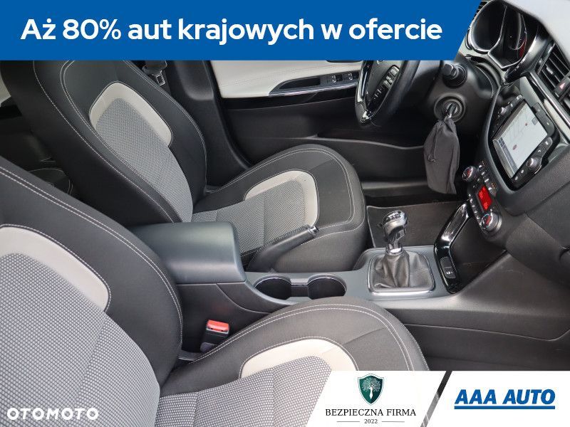 Kia Ceed - 10
