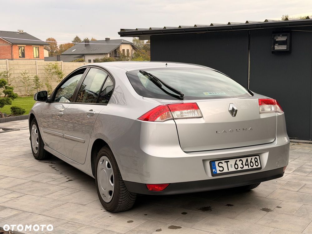 Renault Laguna 2.0 dCi Tech Run - 9