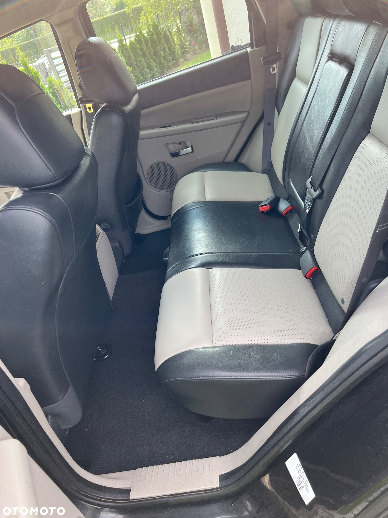 Jeep Grand Cherokee 4.7 4x4 Limited - 23