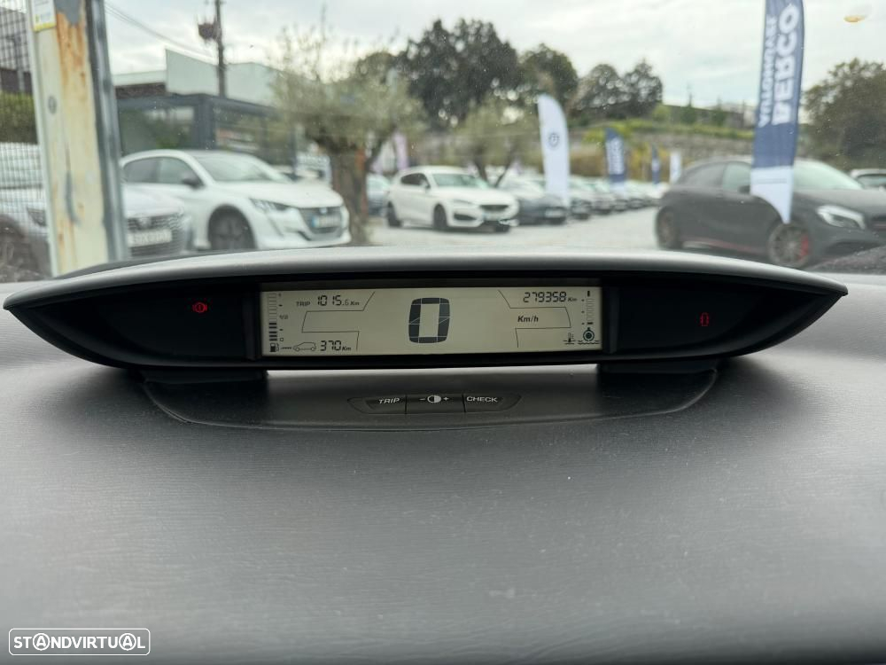Citroën C4 Coupé 1.6 HDi 110 VTR Pack - 13