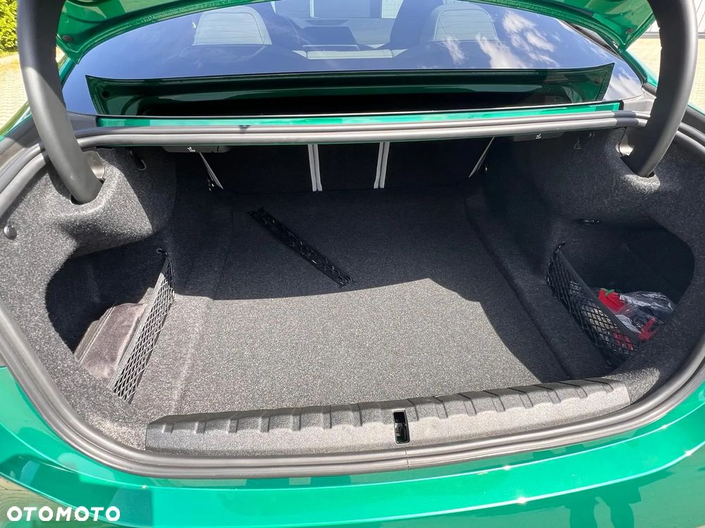 BMW M4 Competition M xDrive sport - 14