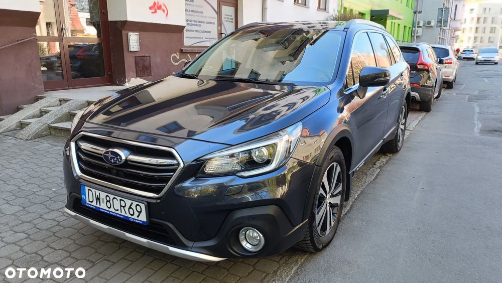Subaru Outback 2.5i Exclusive - 1