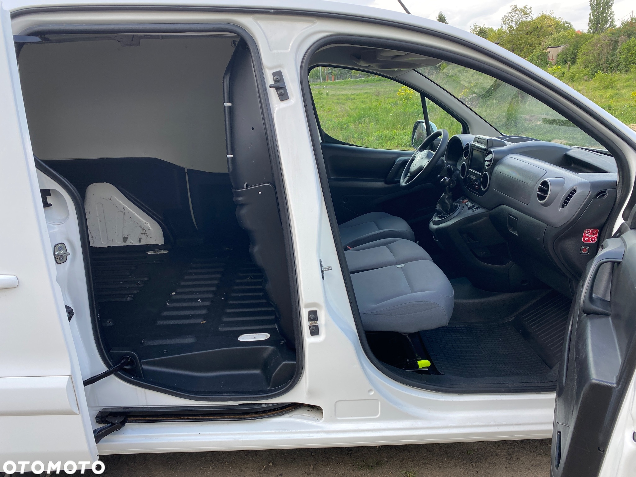 Citroën BERLINGO - 21