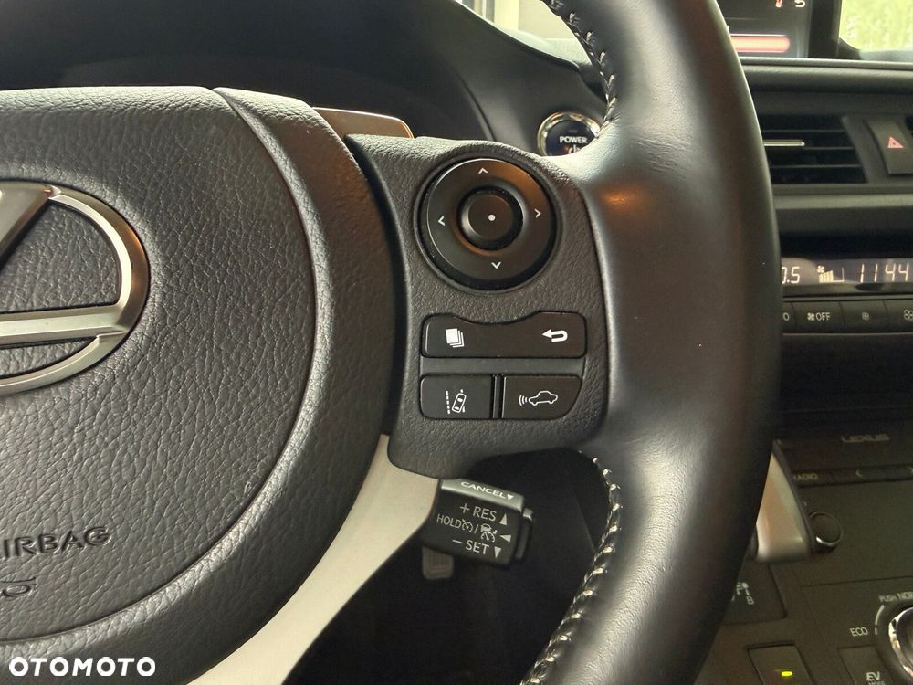 Lexus CT - 32