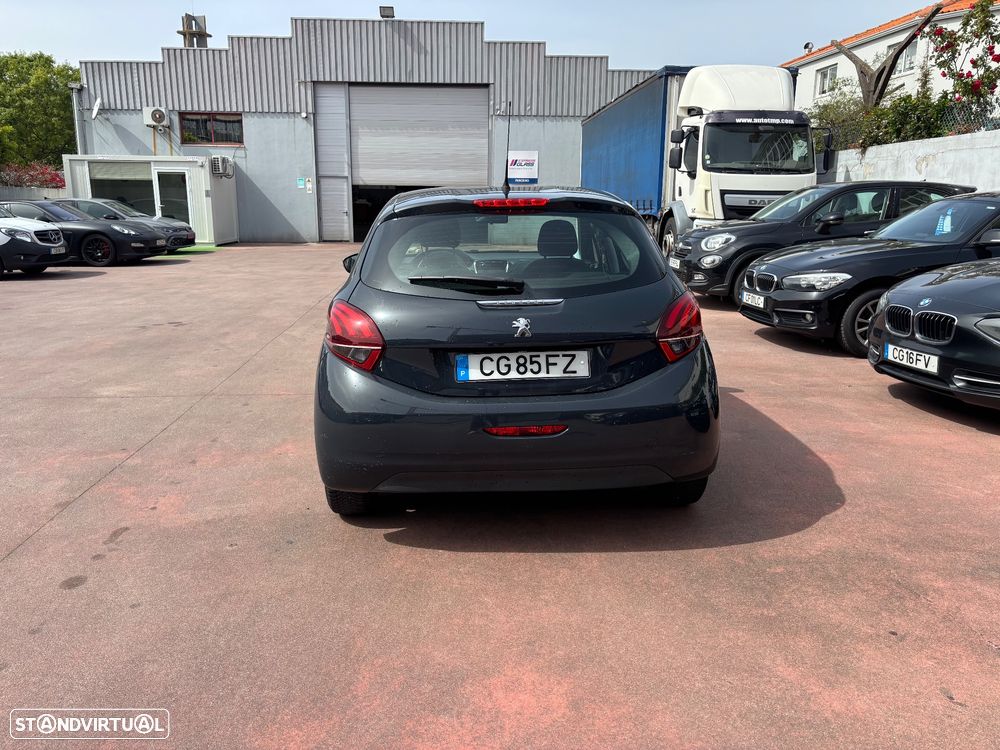 Peugeot 208 PureTech 68 Active - 4