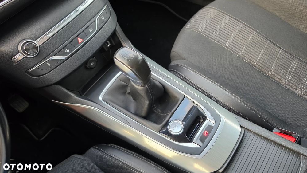 Peugeot 308 PureTech 110 Stop & Start Allure - 20