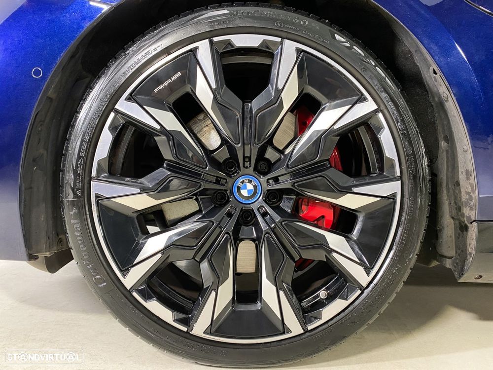BMW 550 e xDrive Pack Desportivo M - 26