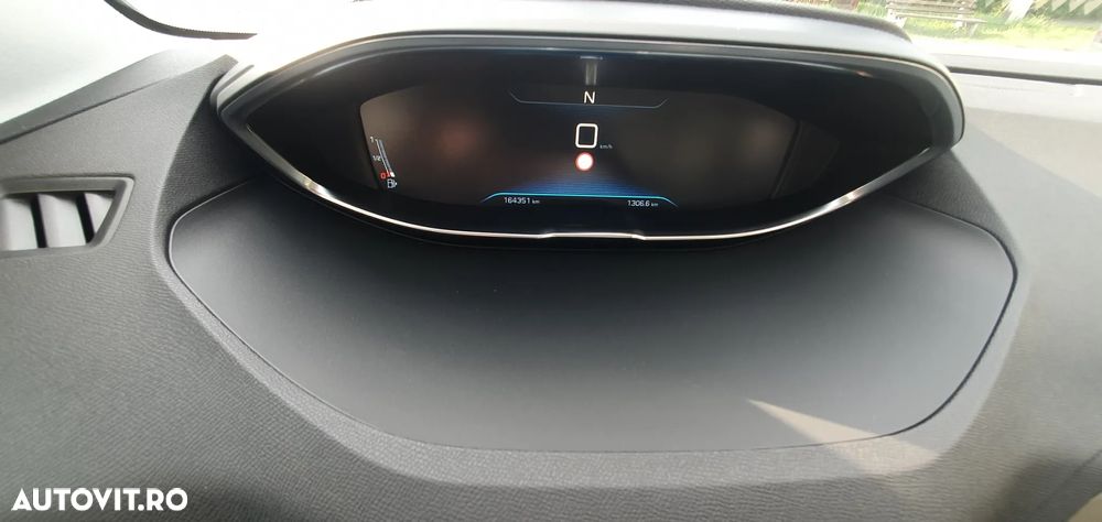 Peugeot 3008 PureTech 130 Stop & Start GPF EAT8 Active Business-Paket - 19