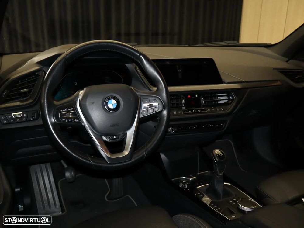 BMW 116 d Line Sport - 13