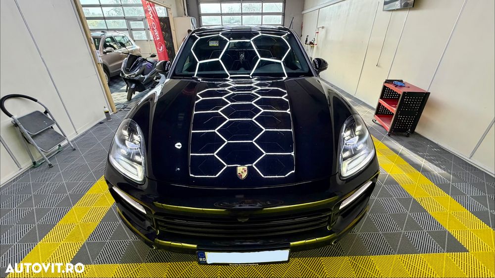 Porsche Cayenne Tiptronic S Platinum Edition - 20