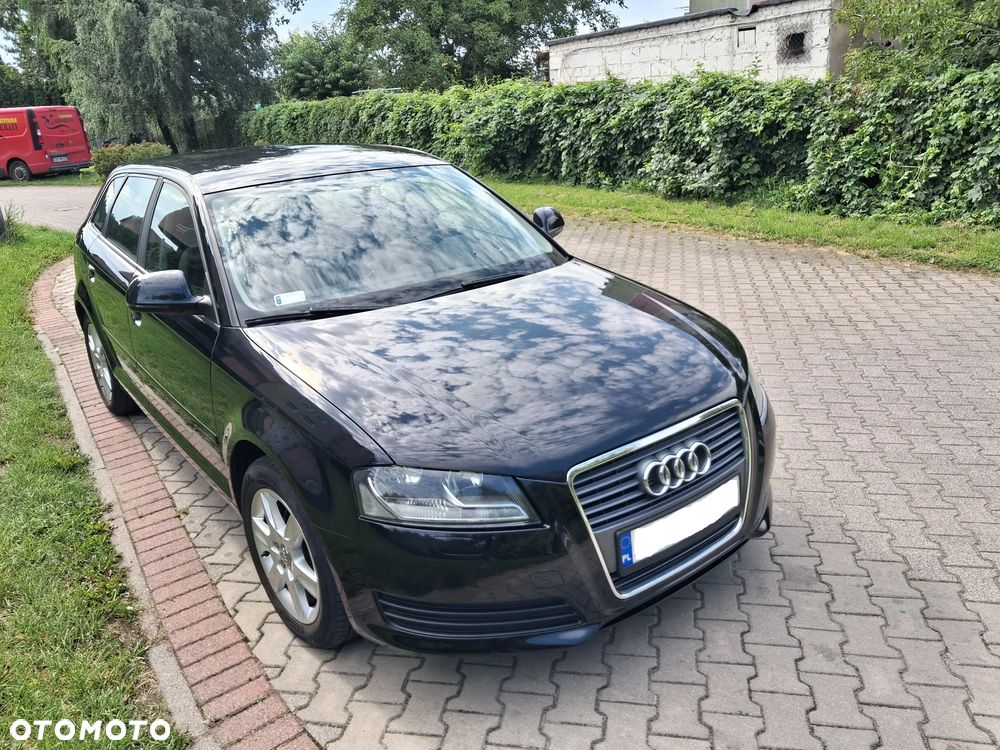 Audi A3 Sportback - 2