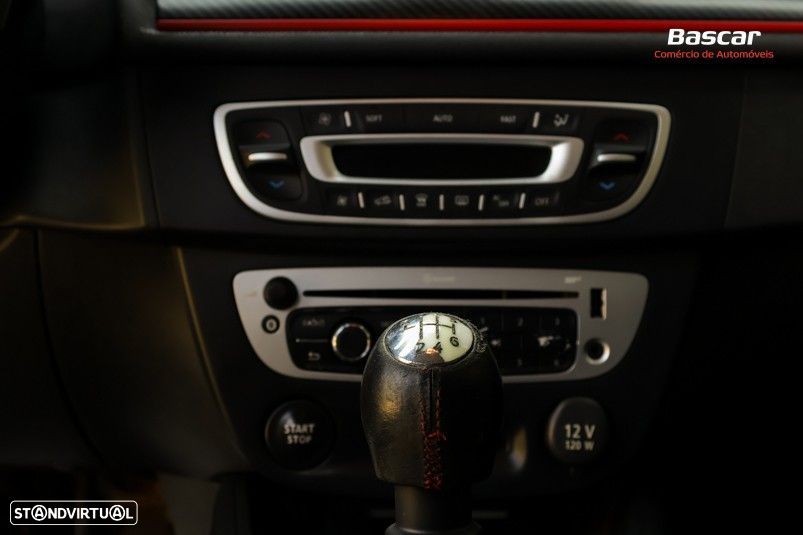 Renault Mégane Sport Tourer 1.5 dCi GT Line - 48