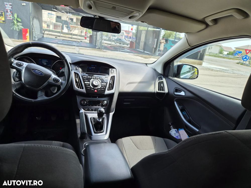 Ford Focus 1.6 EcoBoost Start Stop Titanium - 5