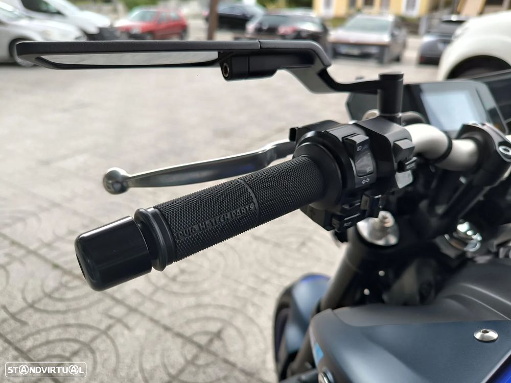 Yamaha MT-09 ABS Icon Blue - 11