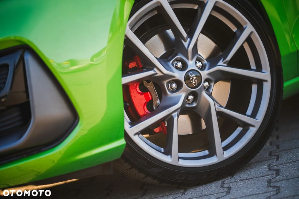 Ford Focus - 39