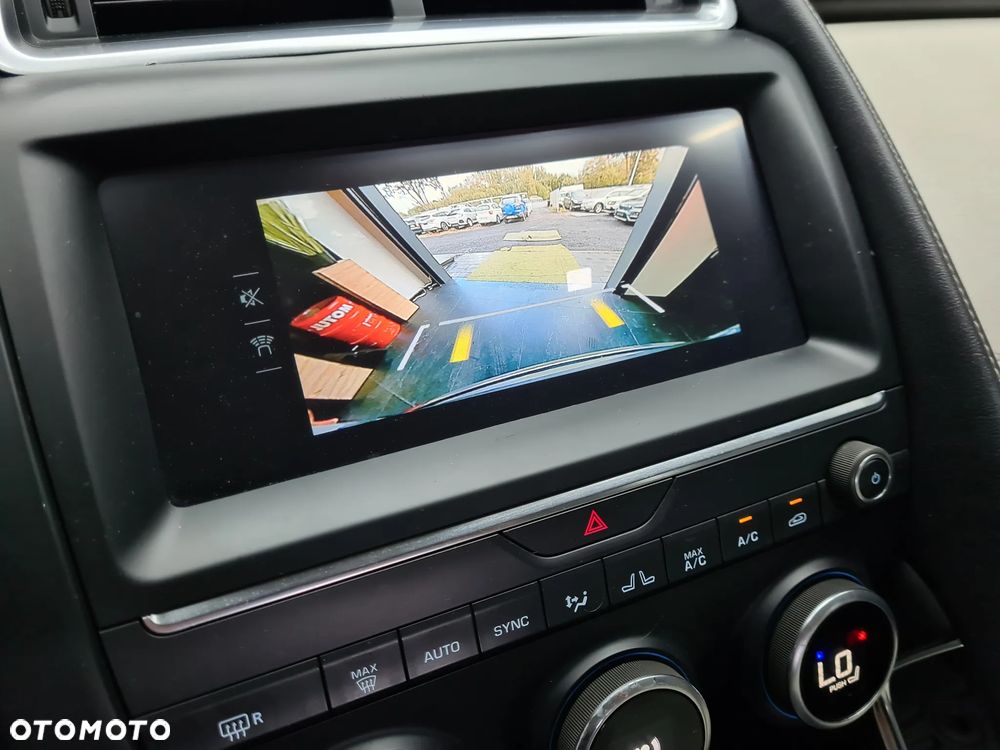 Jaguar E-Pace P200 AWD R-Dynamic - 30