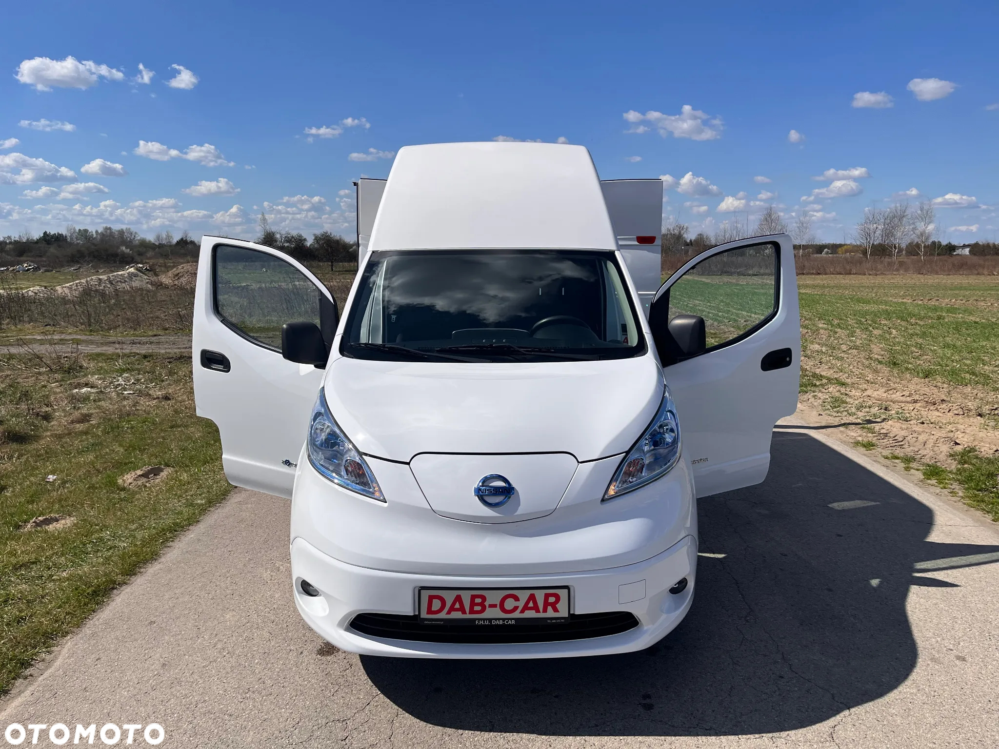 Nissan E-NV200 - 9