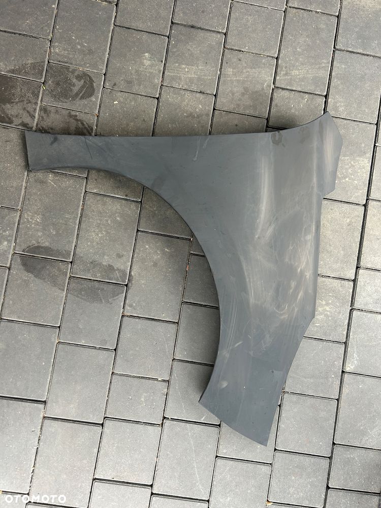 Błotnik prawy przód Peugeot 207 - 2