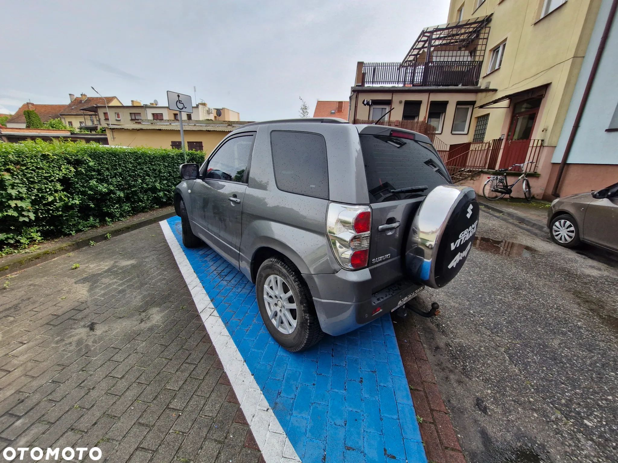 Suzuki Grand Vitara 1.6 De luxe - 1