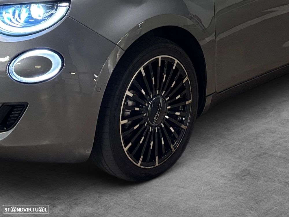 Fiat 500e La Prima by Bocelli - 16