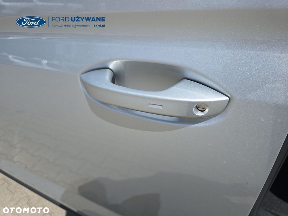Ford Transit Connect - 25