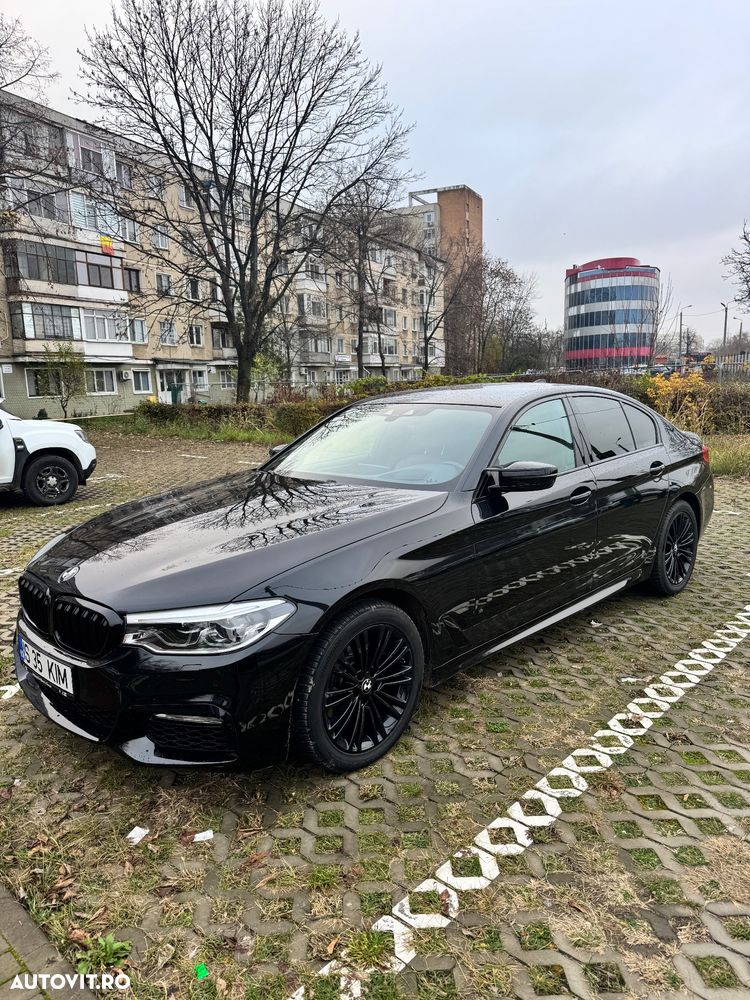 BMW Seria 5 520d xDrive AT - 32