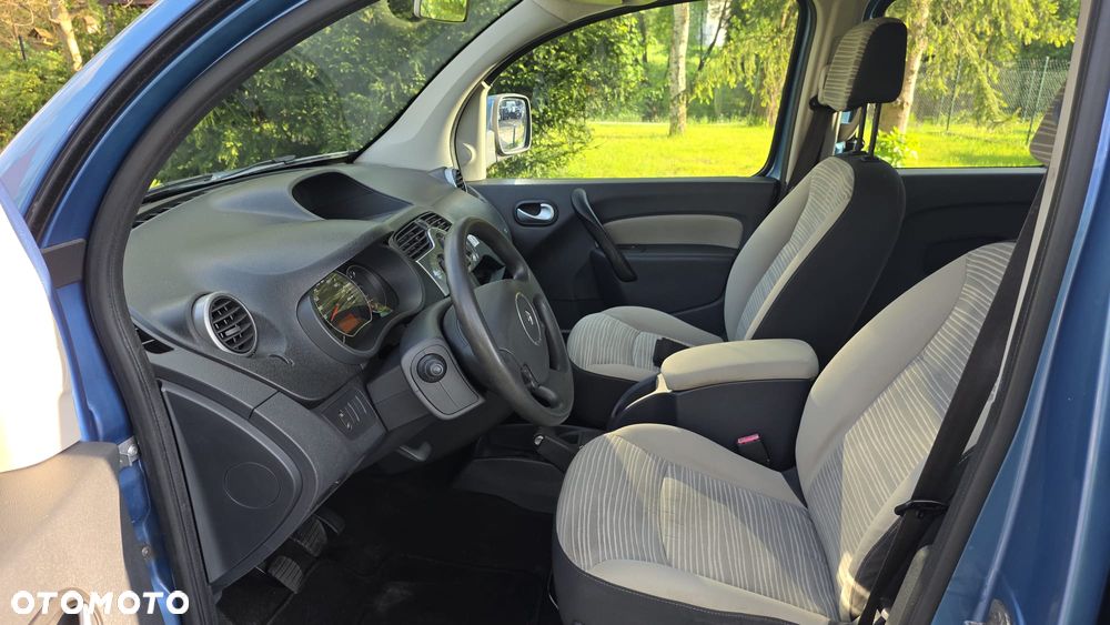 Renault Kangoo 1.6 16V Oasis - 17