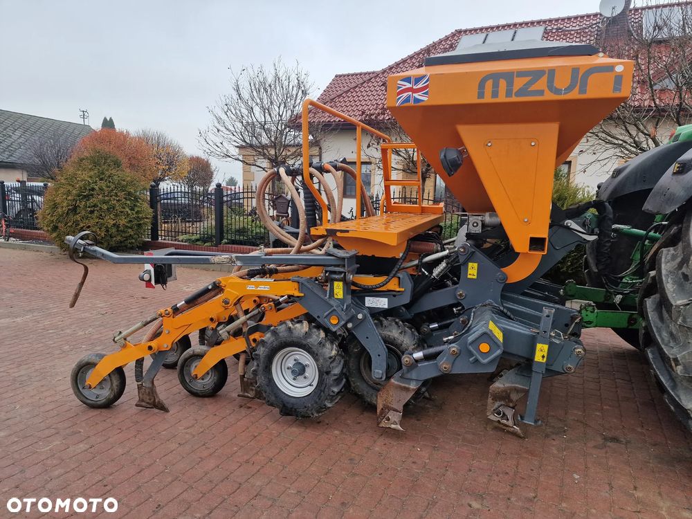 Inny Mzuri Pro-Til 3, 2013r.