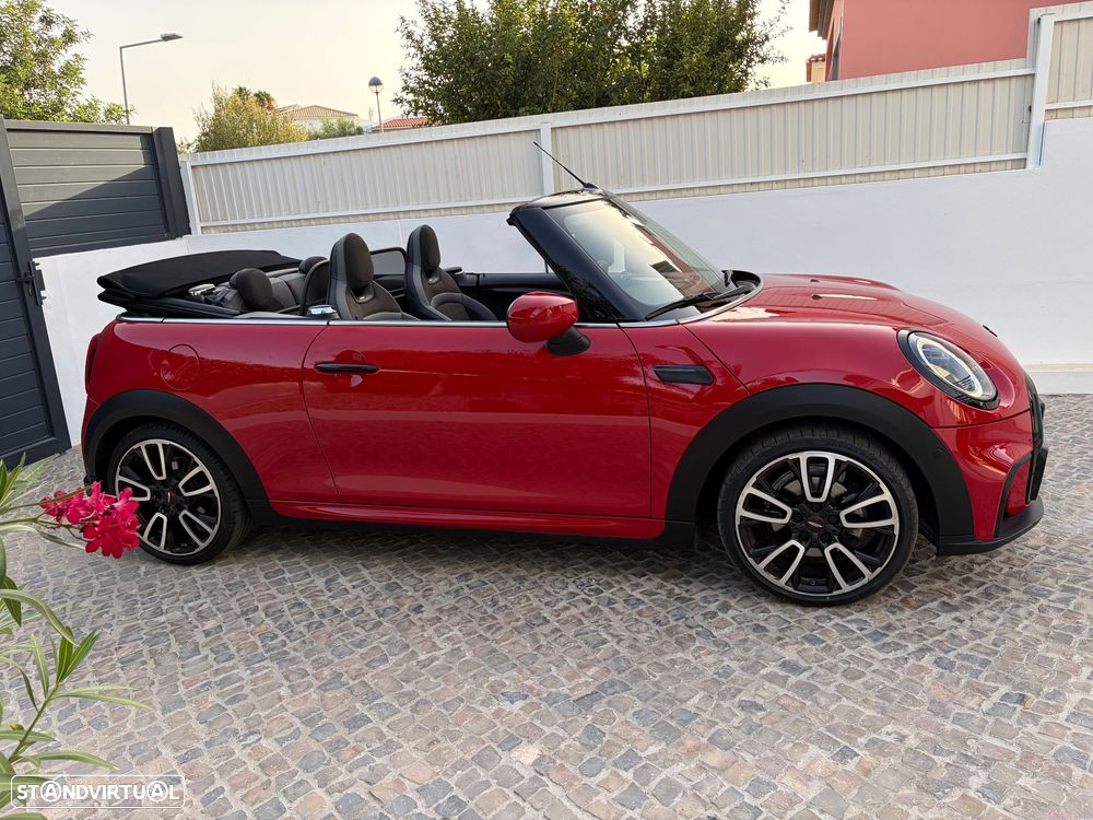 MINI Cabrio Cooper Premium Plus JCW Auto - 15