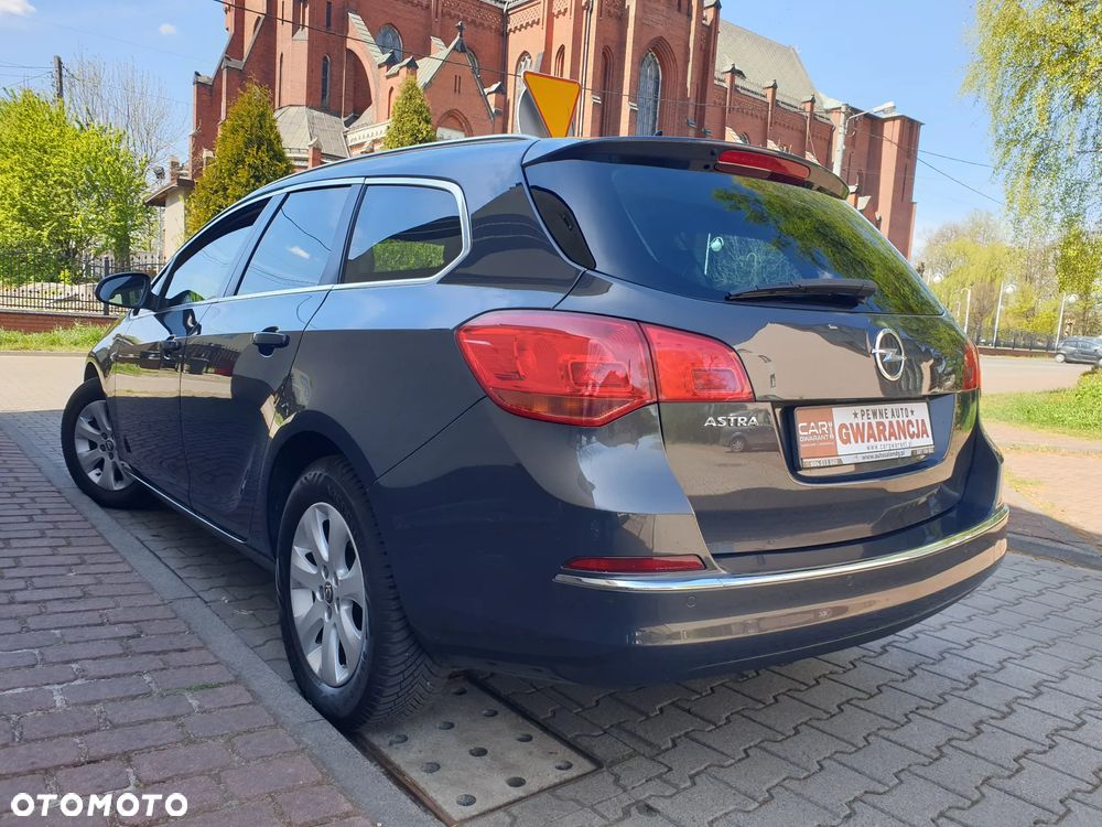 Opel Astra 1.4 Turbo Cosmo - 4