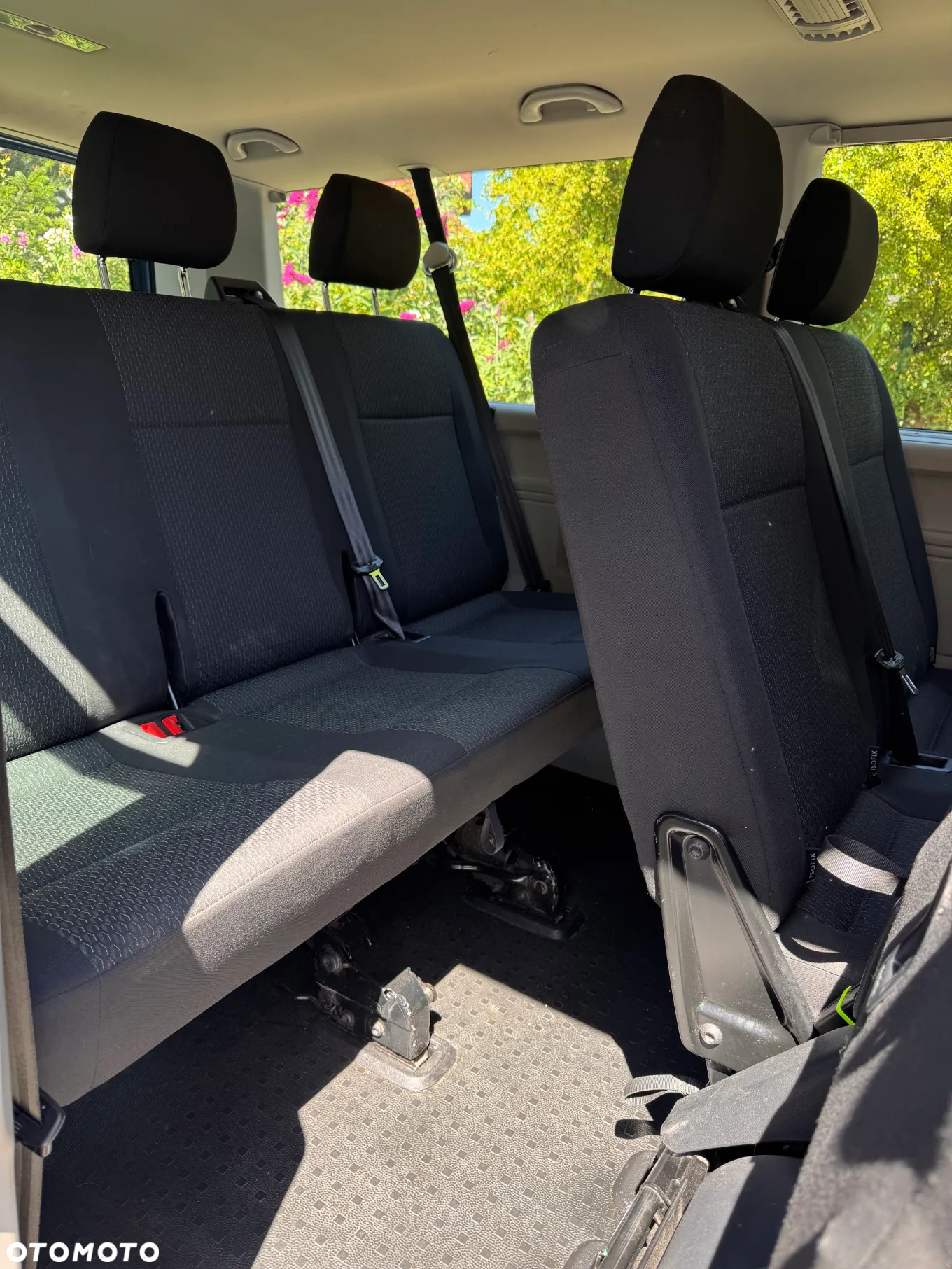Volkswagen Caravelle 2.0 TDI L2 Comfortline - 18