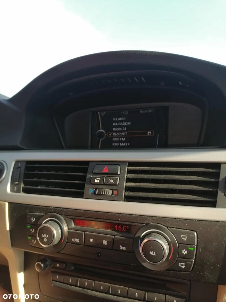 BMW Seria 3 320d Efficient Dynamics - 12