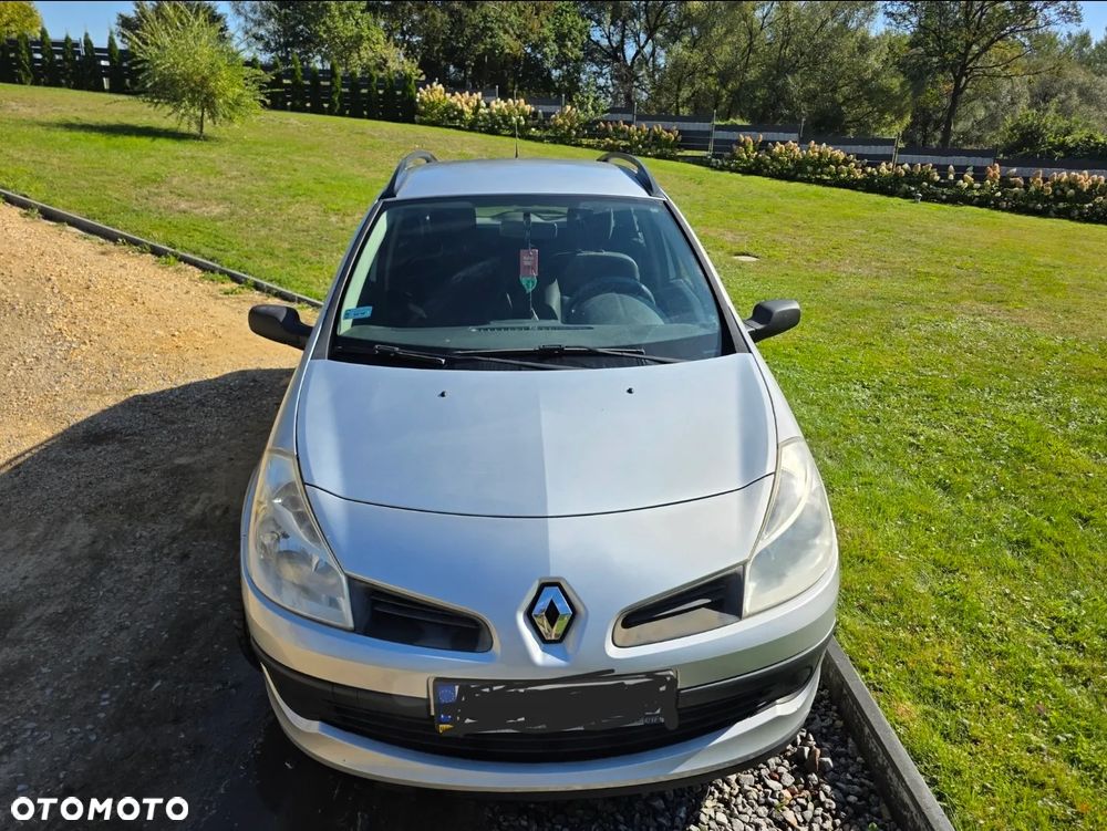 Renault Clio 2008 photo 2