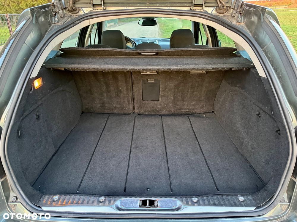 Peugeot 407 HDi 135 Automatik Premium - 29