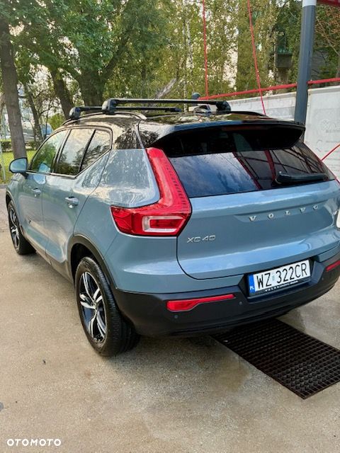 Volvo XC 40 B4 B AWD R-Design - 5