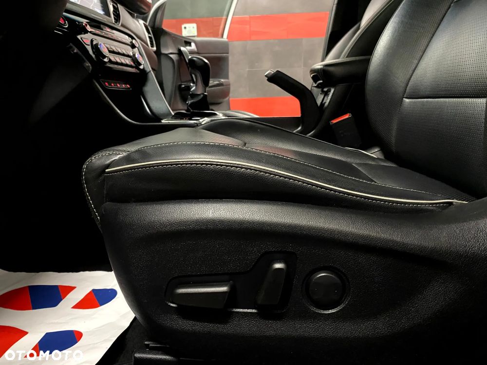 Kia Sportage 1.6 T-GDI Business Line 2WD - 18