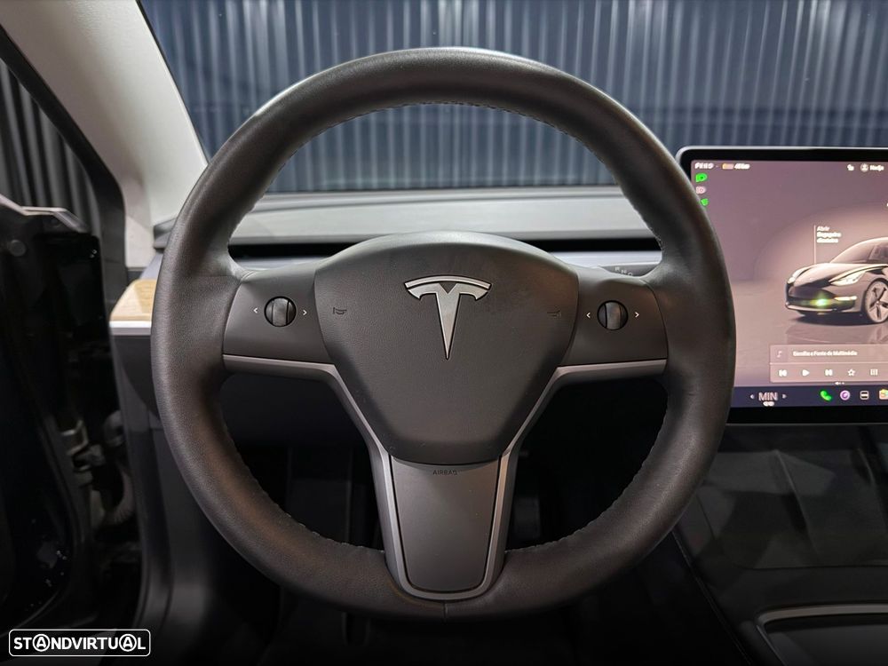 Tesla Model 3 Standard RWD - 19