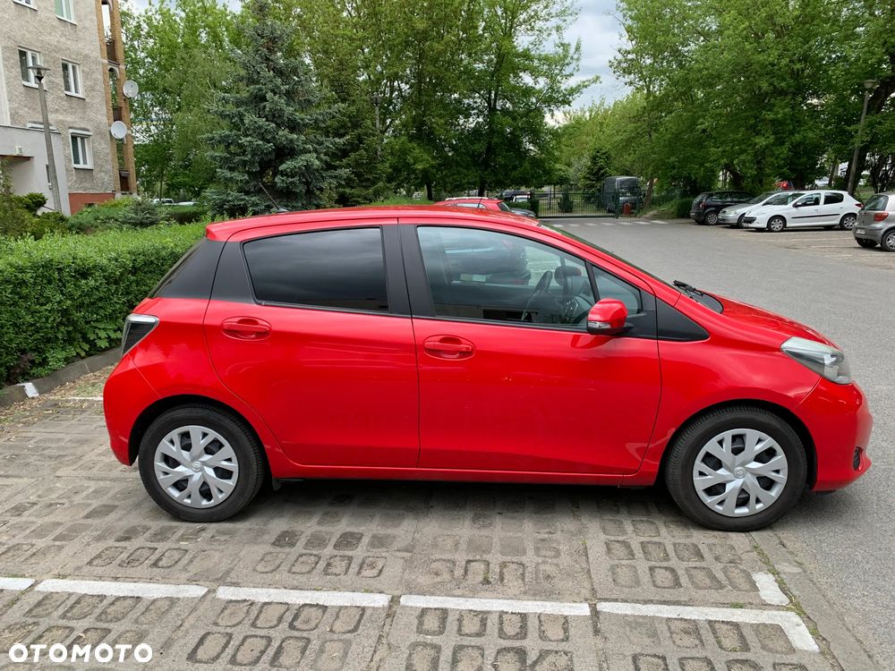 Toyota Yaris 1.33 Premium - 8