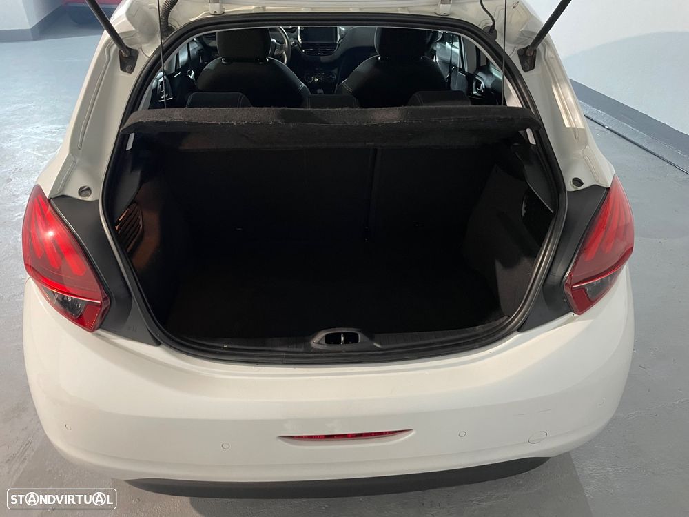 Peugeot 208 1.6 BlueHDi Allure - 10