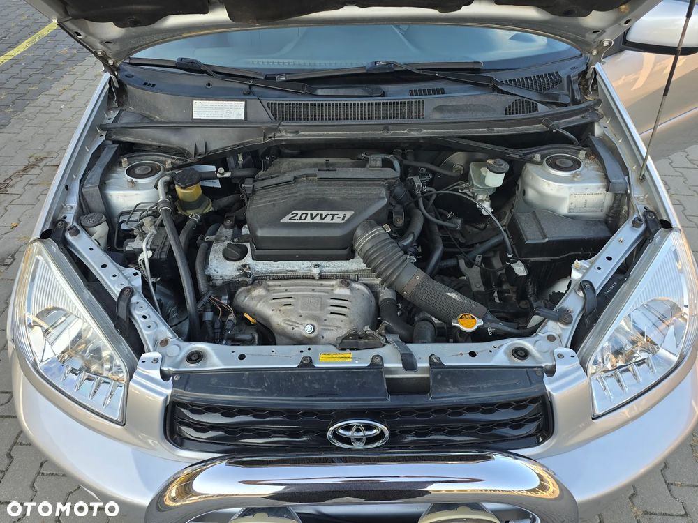 Toyota RAV4 - 29