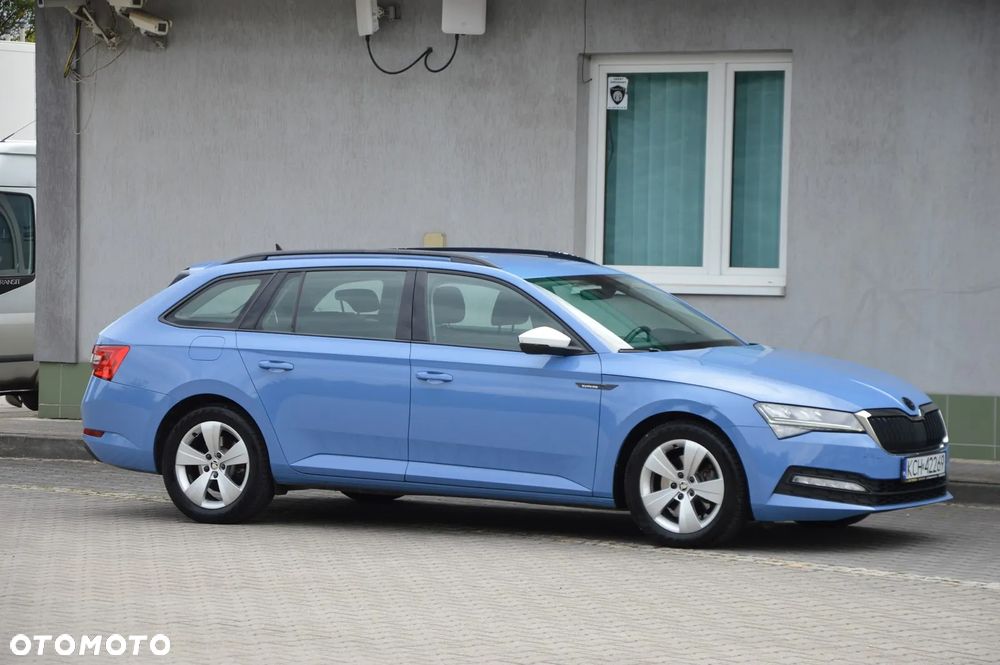 Skoda Superb 2.0 TDI SCR Style DSG - 9
