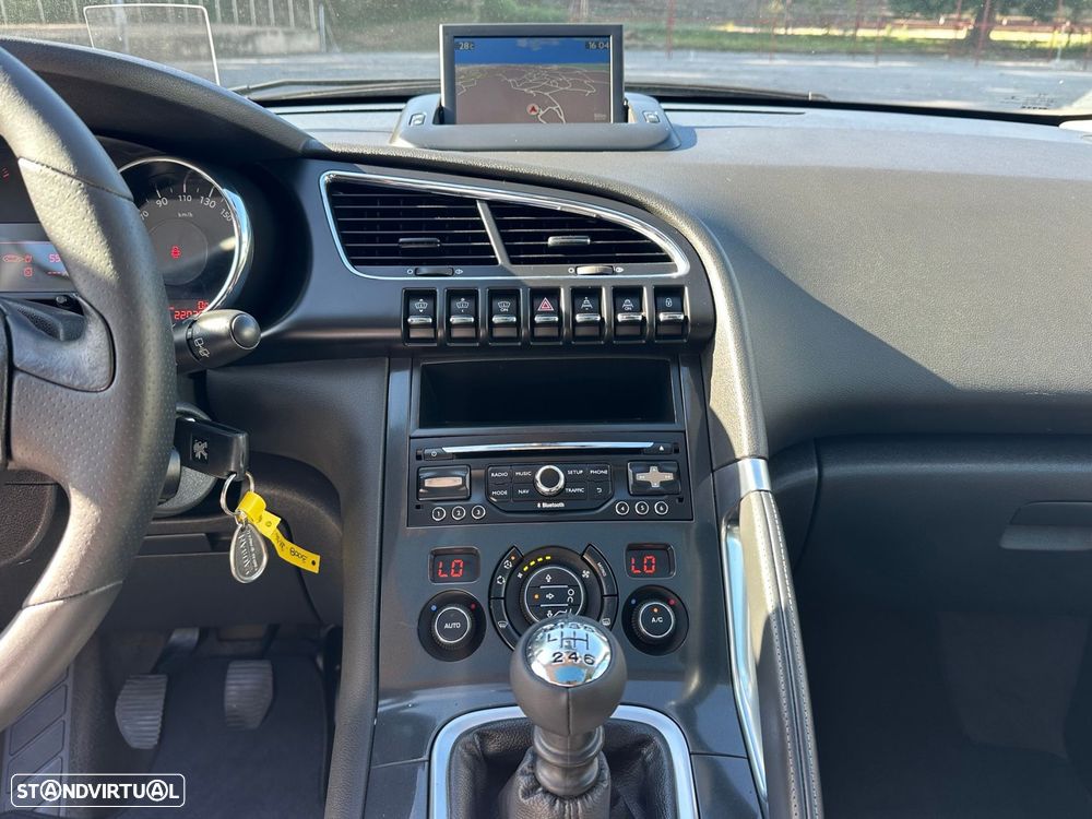 Peugeot 3008 1.6 HDi Allure - 10