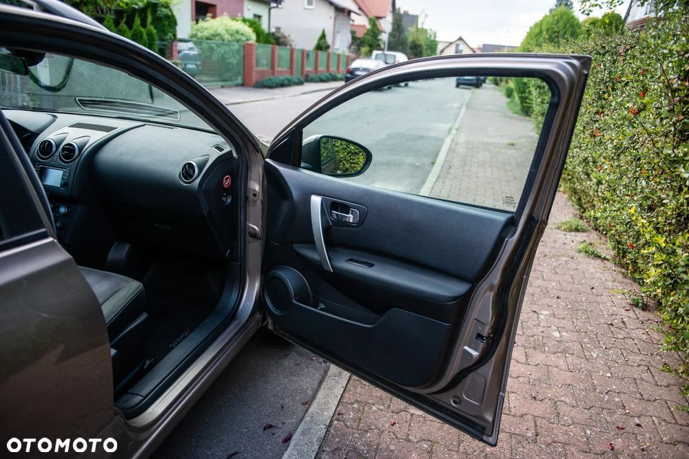 Nissan Qashqai 2.0 tekna - 25