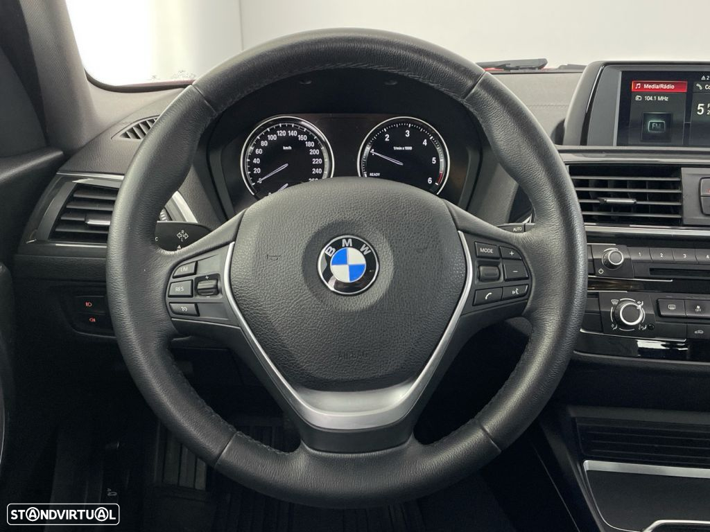 BMW 116 d Auto - 14