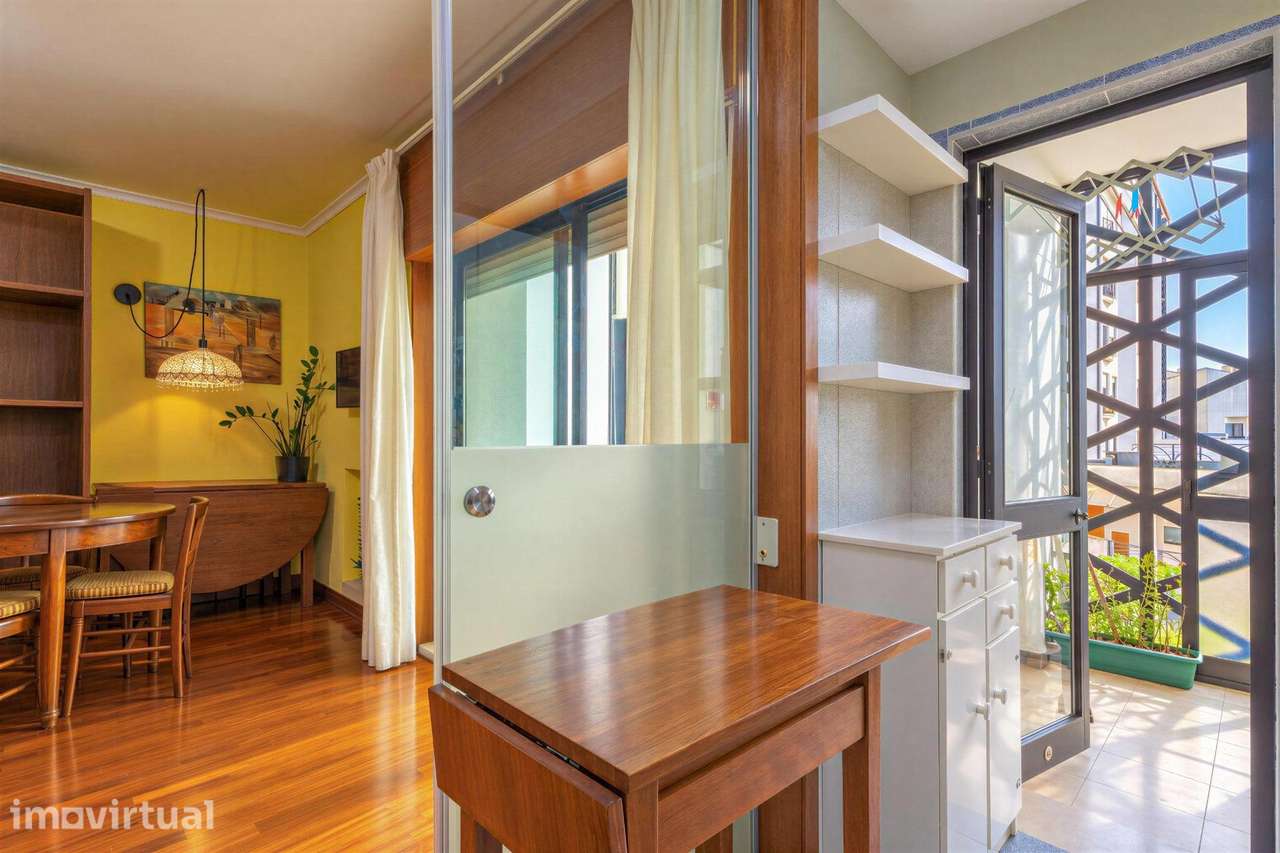 Apartamento T1 convertido em T2 | Porto - Grande imagem: 5/35