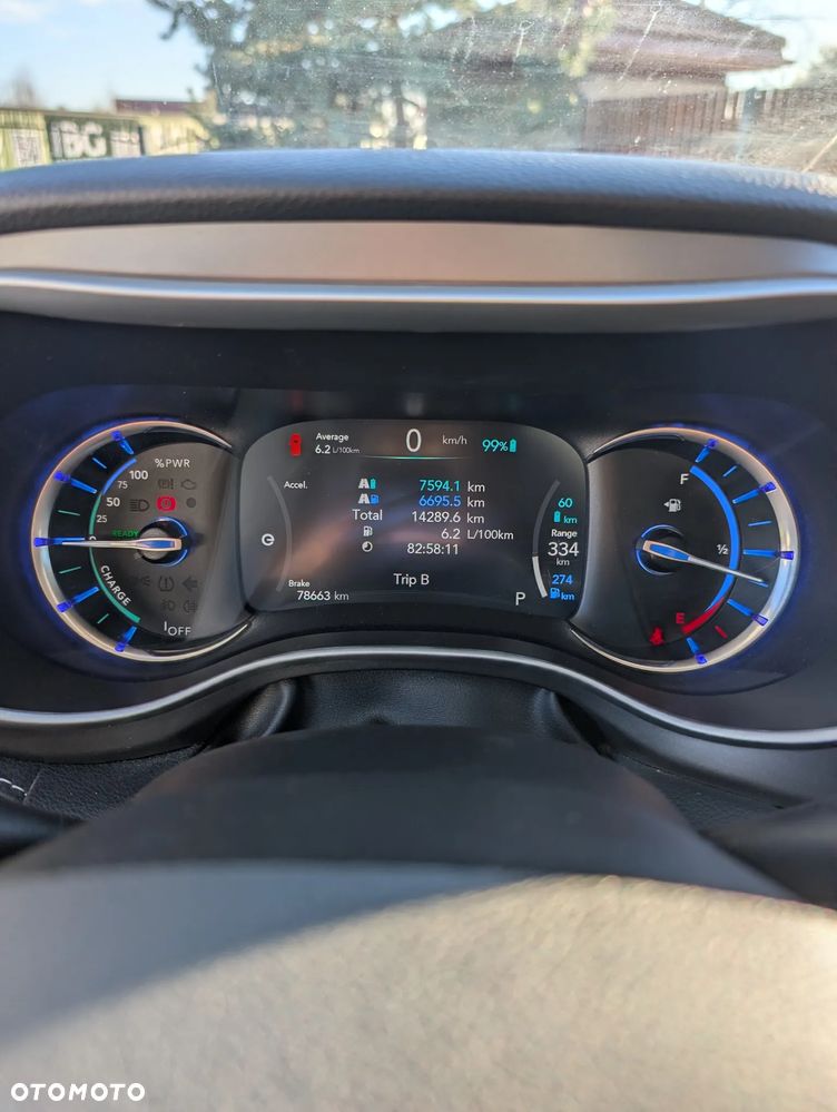 Chrysler Pacifica - 17