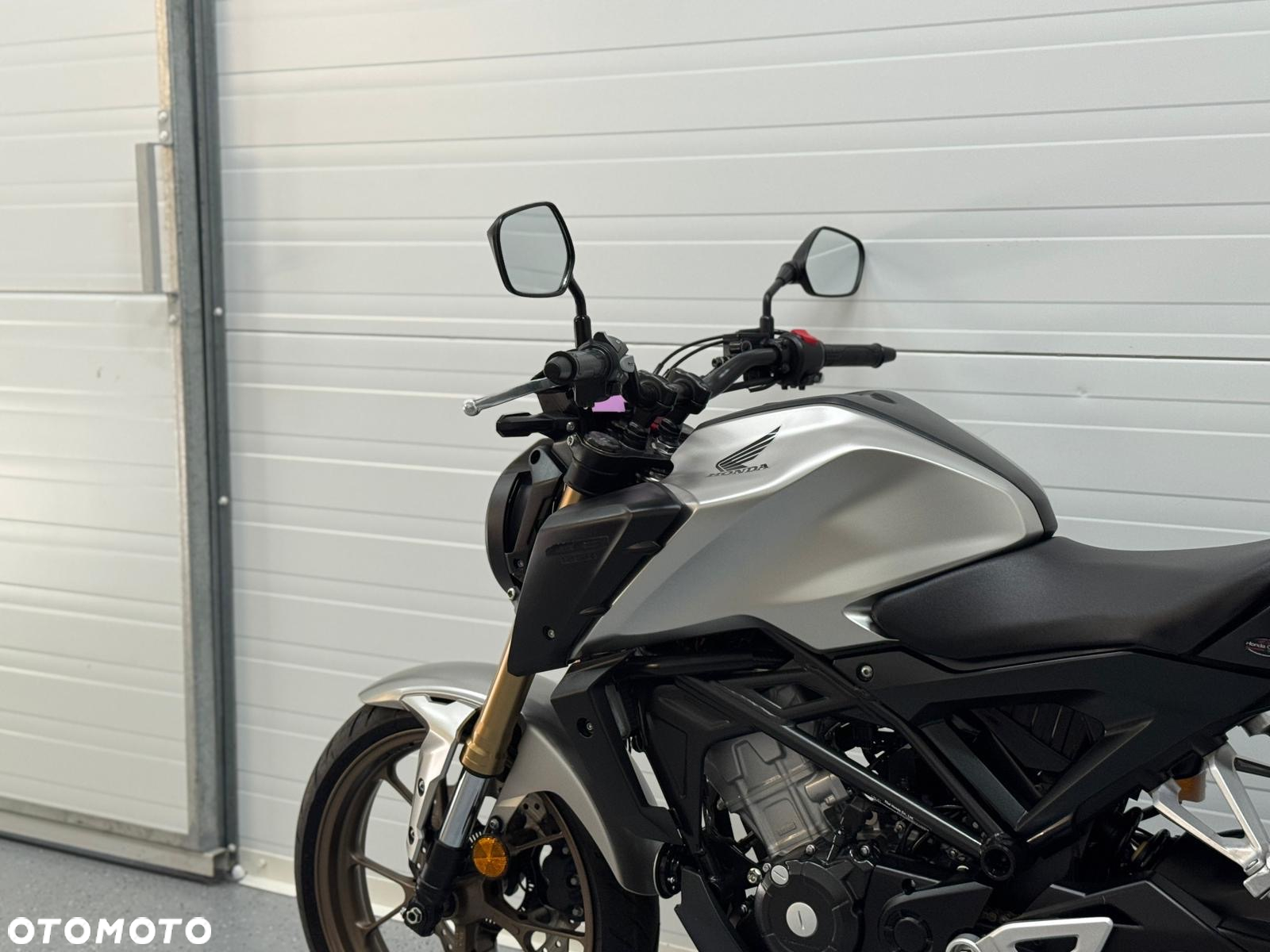 Honda CB - 13