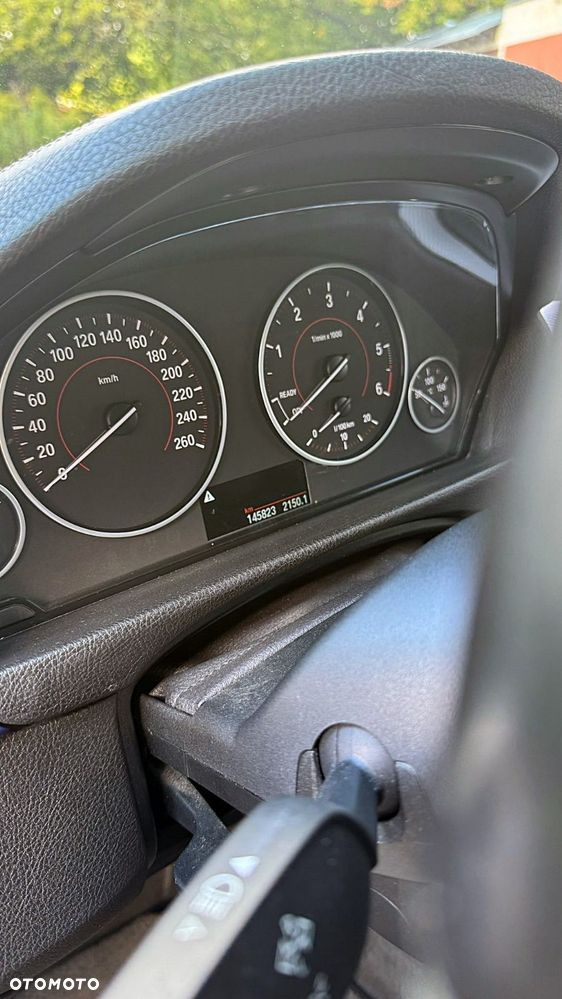 BMW Seria 3 320d - 31