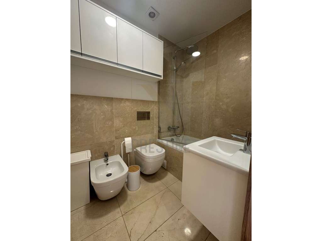 Apartamento T0 (estúdio) na Quinta da Portela - Grande imagem: 4/10